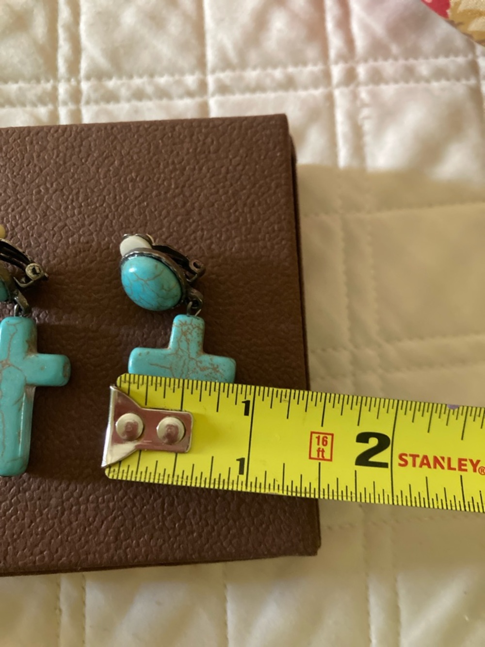Clip on turquoise cross earrings - Picture 6 of 6